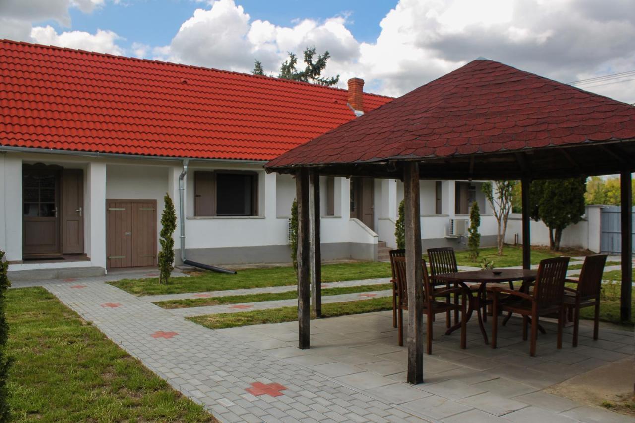 Das Blaue Haus Guesthouse - Kovacshida Zewnętrze zdjęcie