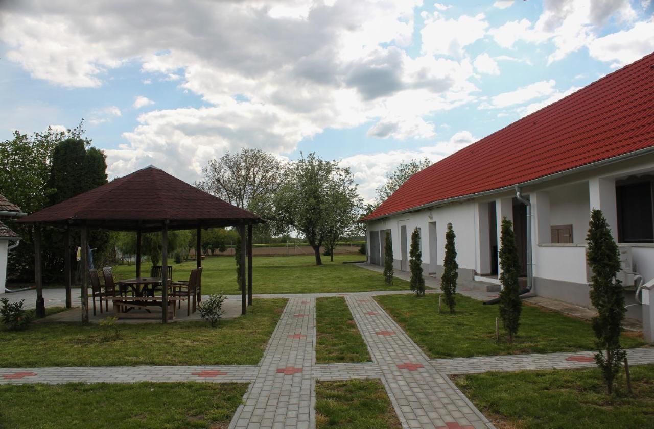 Das Blaue Haus Guesthouse - Kovacshida Zewnętrze zdjęcie