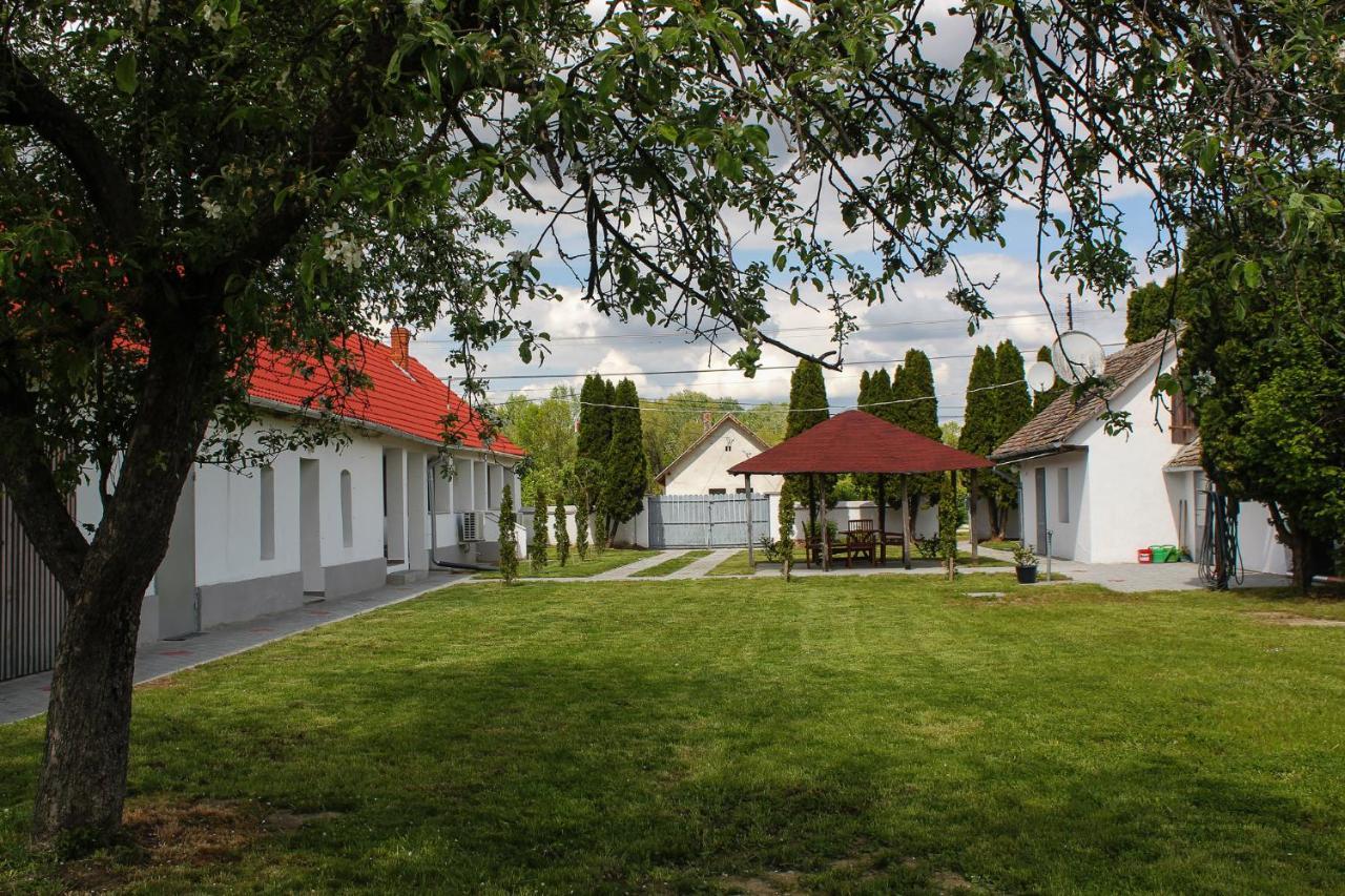 Das Blaue Haus Guesthouse - Kovacshida Zewnętrze zdjęcie